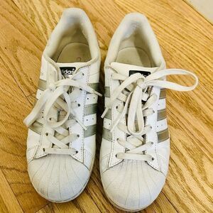 Adidas Superstar Sneakers